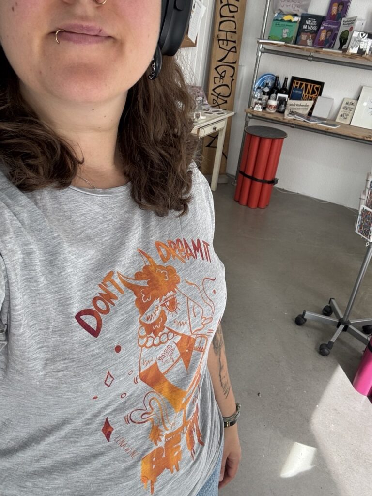 Unikat gesiebdrucktes Shirt